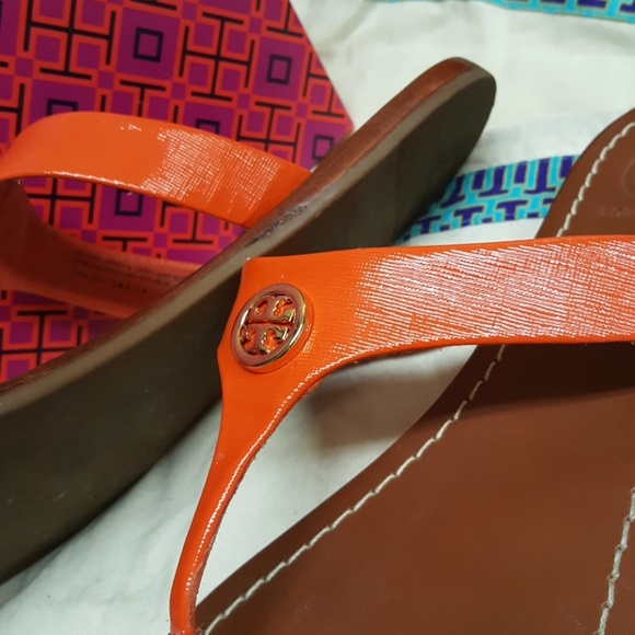 Tory Burch Orange Thong Sandals Flat sz8M - Picture 2 of 8